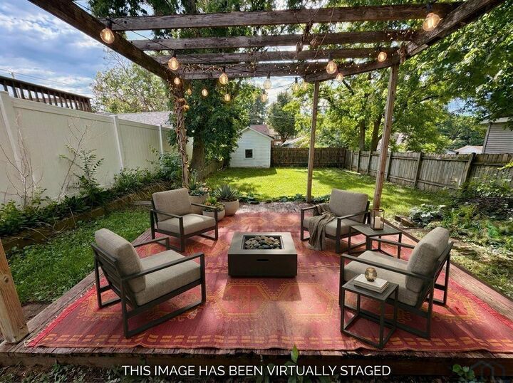 Property Photo:  2104 S Lemon Street  IA 51106 