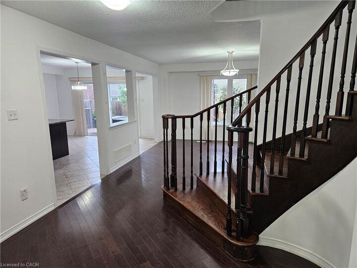 Property Photo:  19 Fireside Drive  ON N0B 1M0 