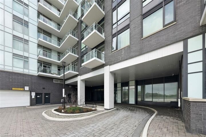 Photo de la propriété: 3220 Sheppard Avenue E 316 ON M1T 3K3