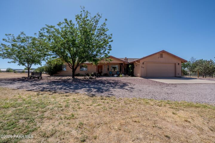 Property Photo:  1614 W Road 4-1/2 N  AZ 86323 