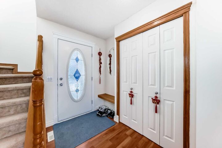 Property Photo: 193 Covewood Green NE AB T3K 5G6