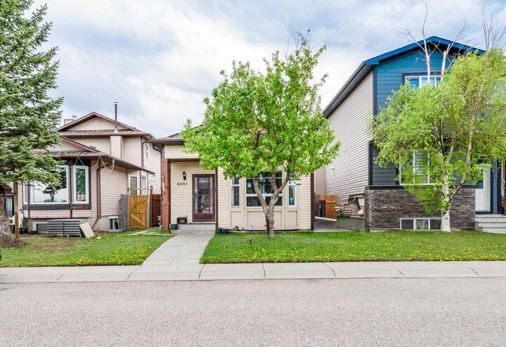 6087 Martingrove Road NE — photo 1