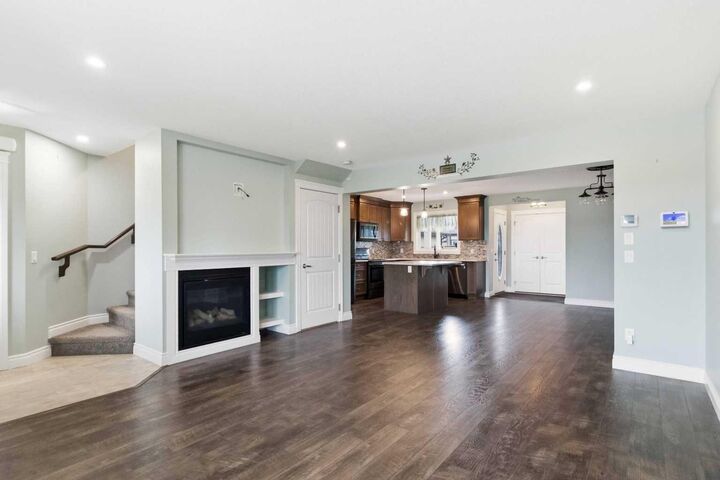Property Photo: 375 Prospect Drive AB T9K 0T8