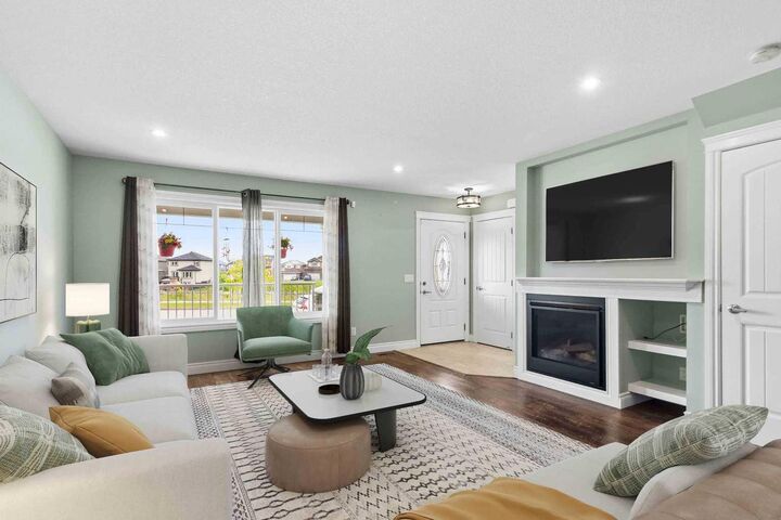 Property Photo:  375 Prospect Drive  AB T9K 0T8 