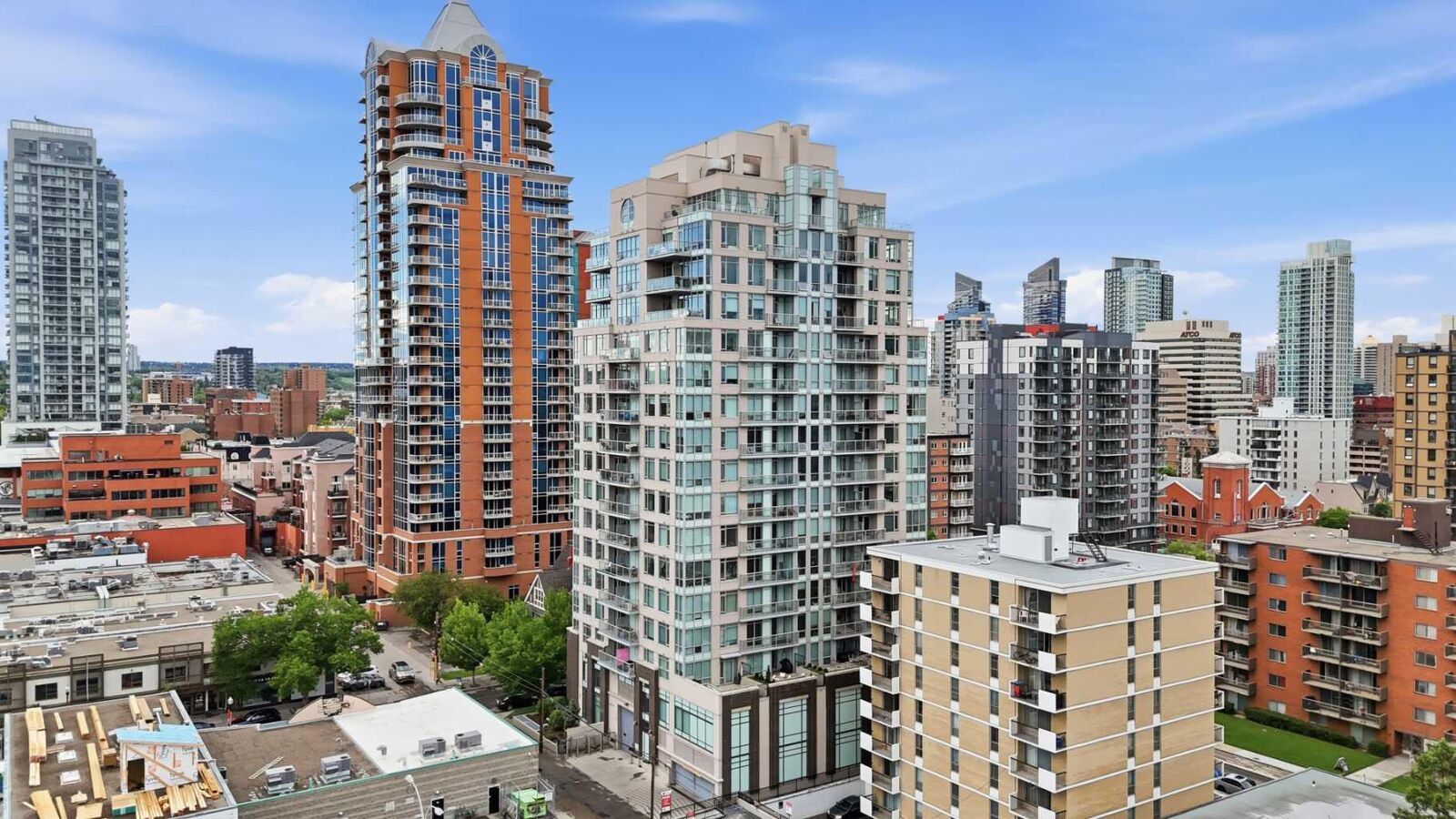 Property Photo: 1500 7 Street SW 401 AB T2R 0A7