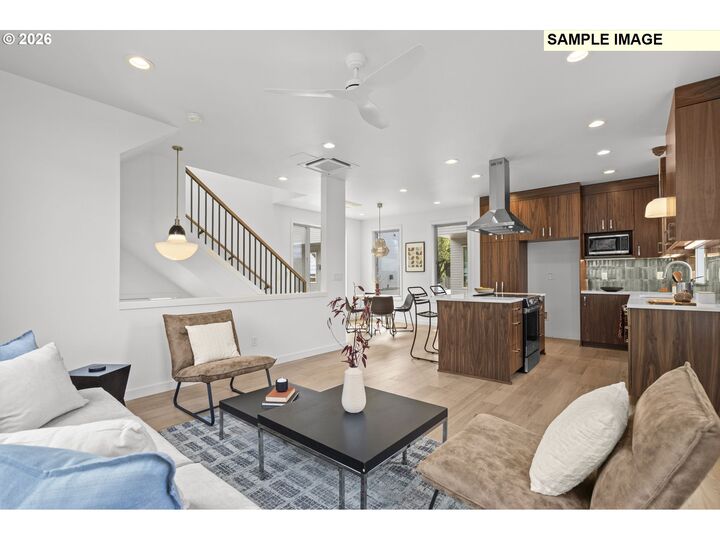 Property Photo: 5355 SE Stark St SE OR 97215
