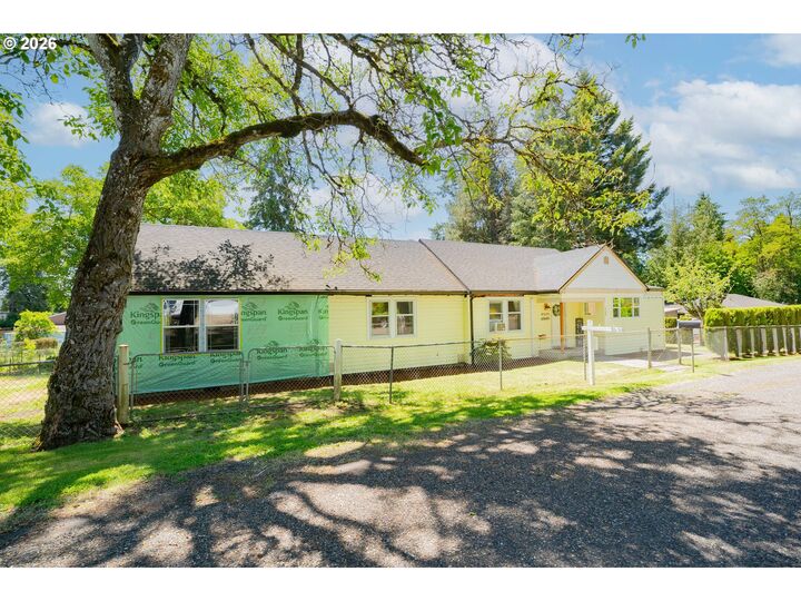 Property Photo: 3266 G St WA 98671