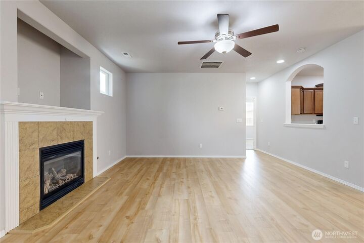 Property Photo: 1143 SW Carver Street WA 99324