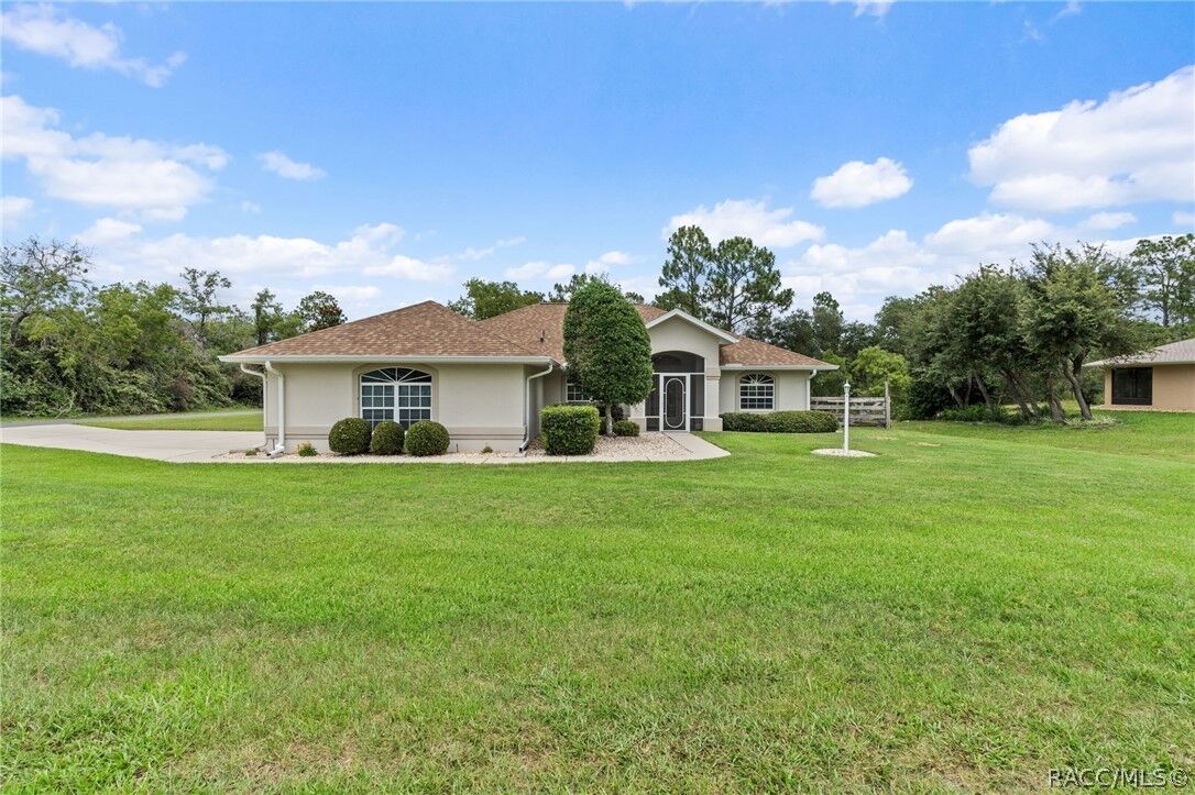 Property Photo: 1003 N Brookhaven Terrace FL 34453