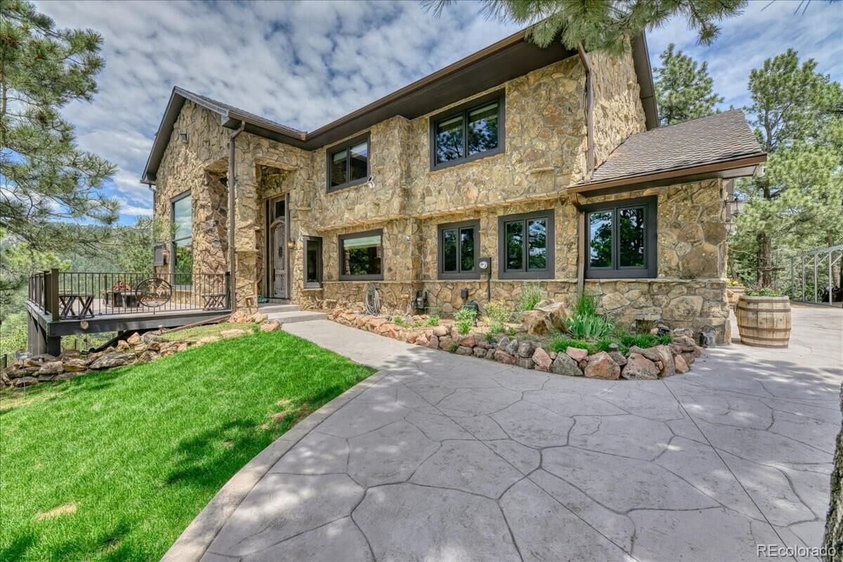 Property Photo: 2112 Sawmill Gulch Road CO 80401