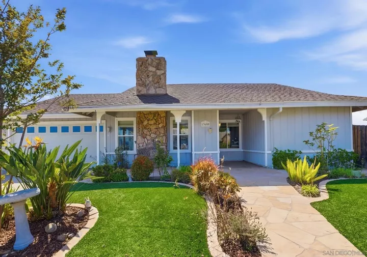 Property Photo:  13650 Ahwahnee Way  CA 92064 
