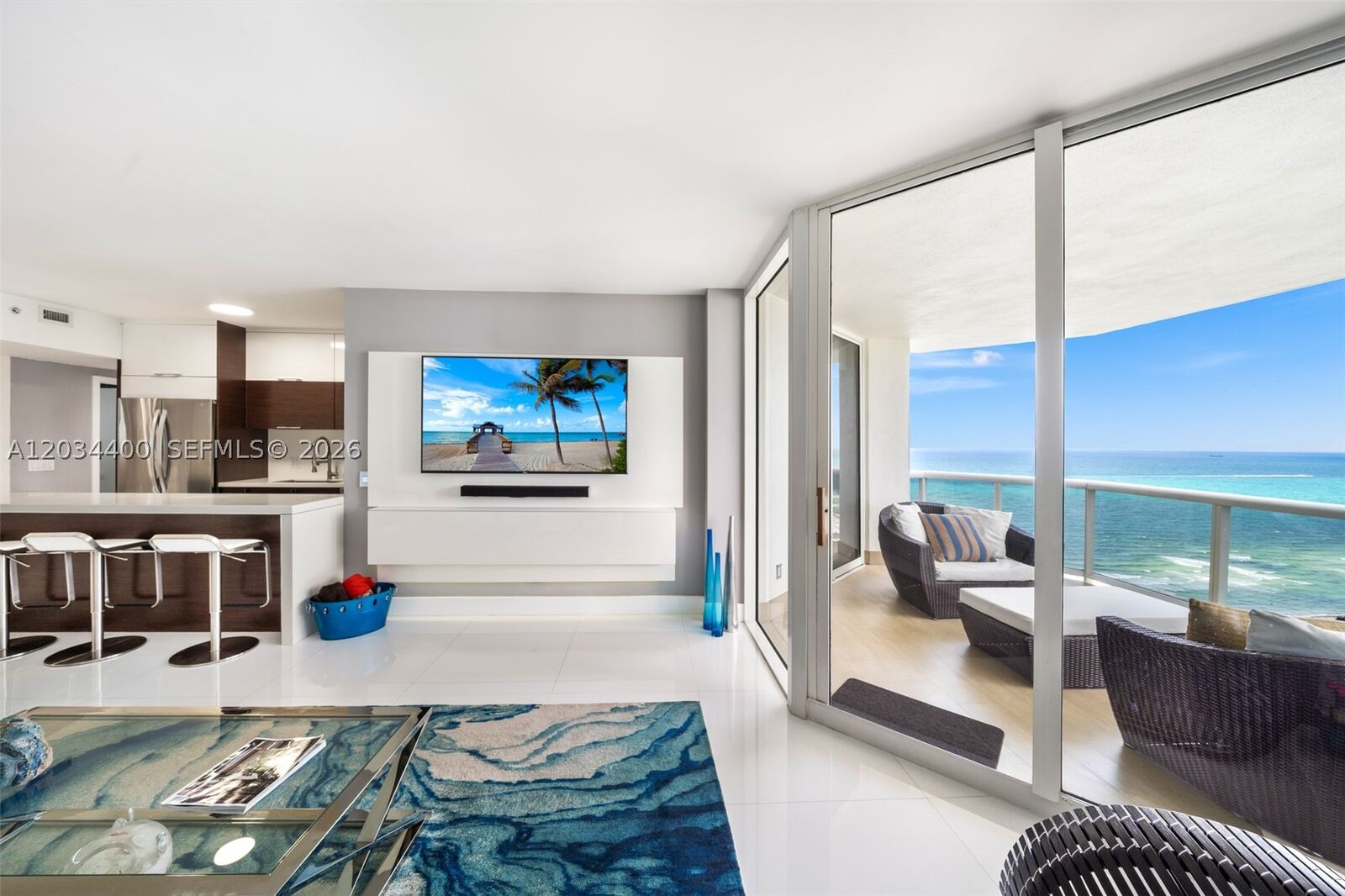 Property Photo:  4779 Collins Ave 2604  FL 33140 
