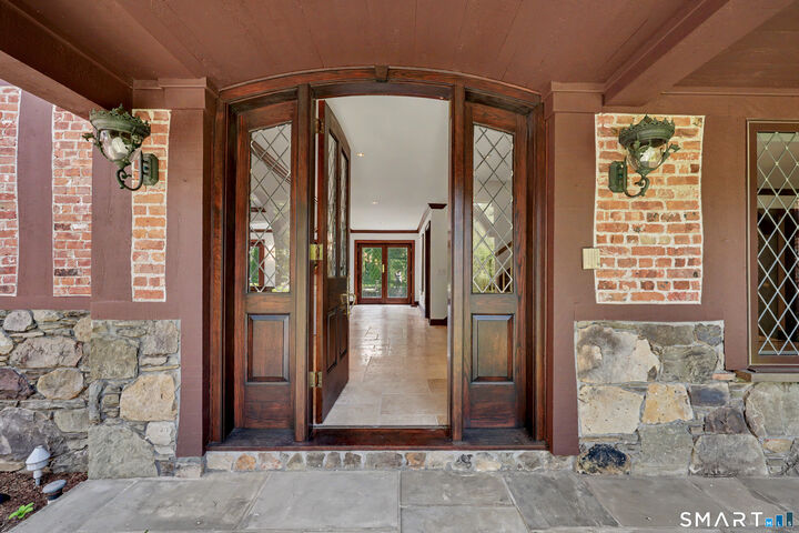 Property Photo: 991 Lake Avenue CT 06831