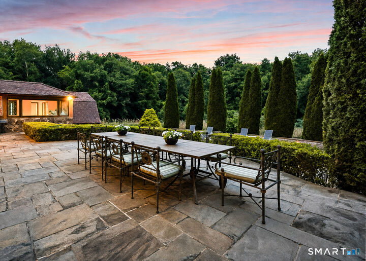 Property Photo: 991 Lake Avenue CT 06831