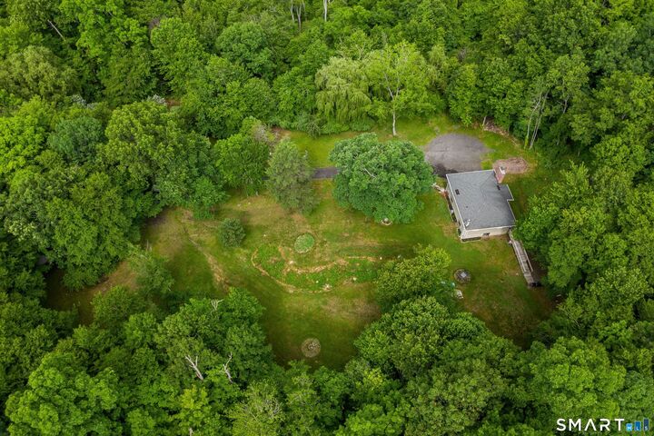 Property Photo:  11 Hammond Road  CT 06812 