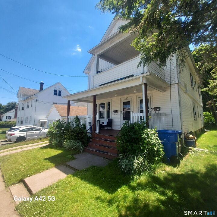 Property Photo:  162 Wadsworth St Extension  CT 06040 