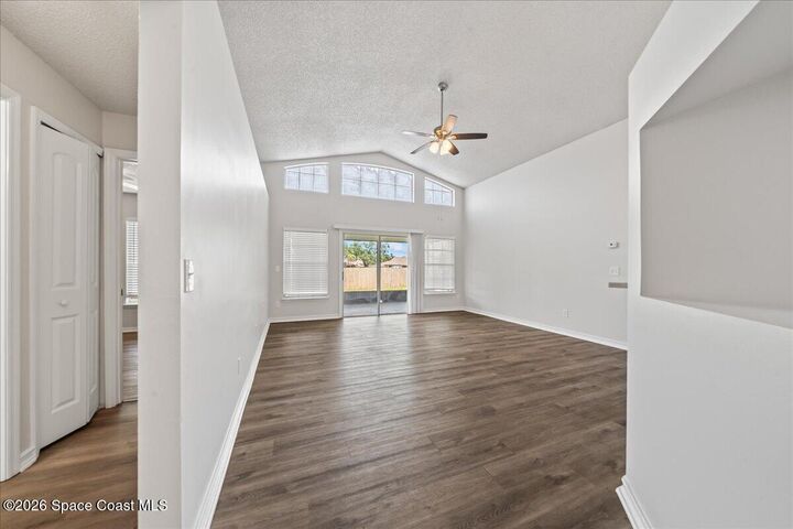Property Photo:  301 Butler Avenue NE  FL 32907 