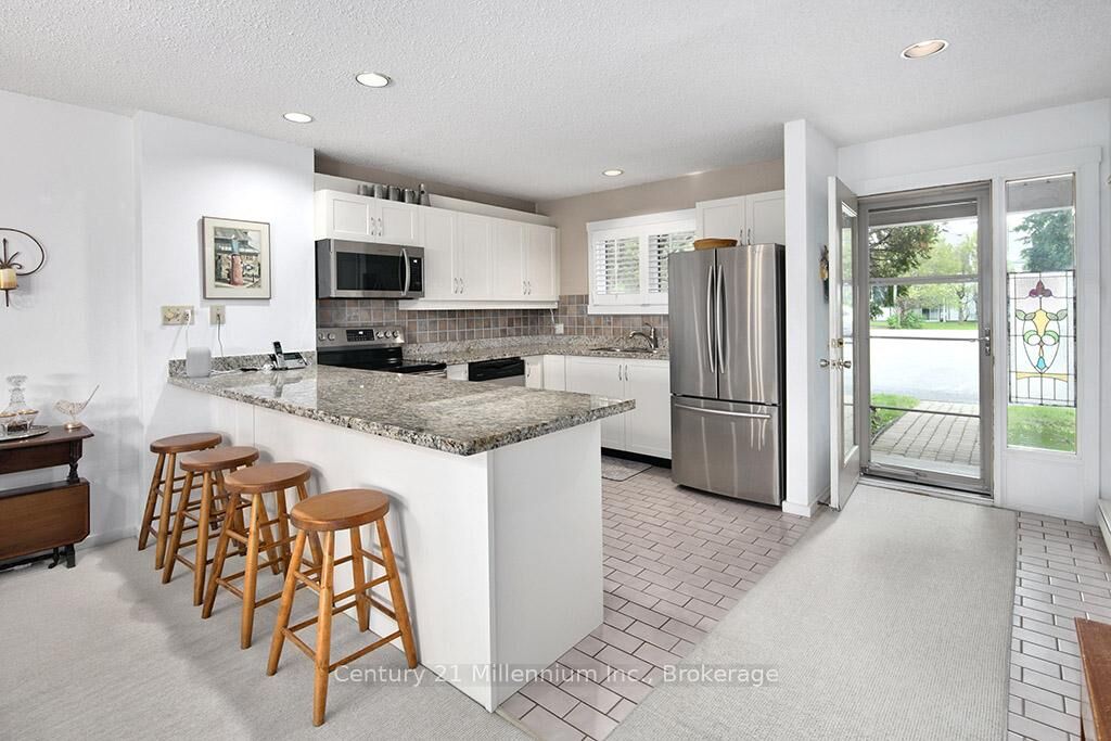 Property Photo: 500 Oxbow Crescent ON L9Y 5B4