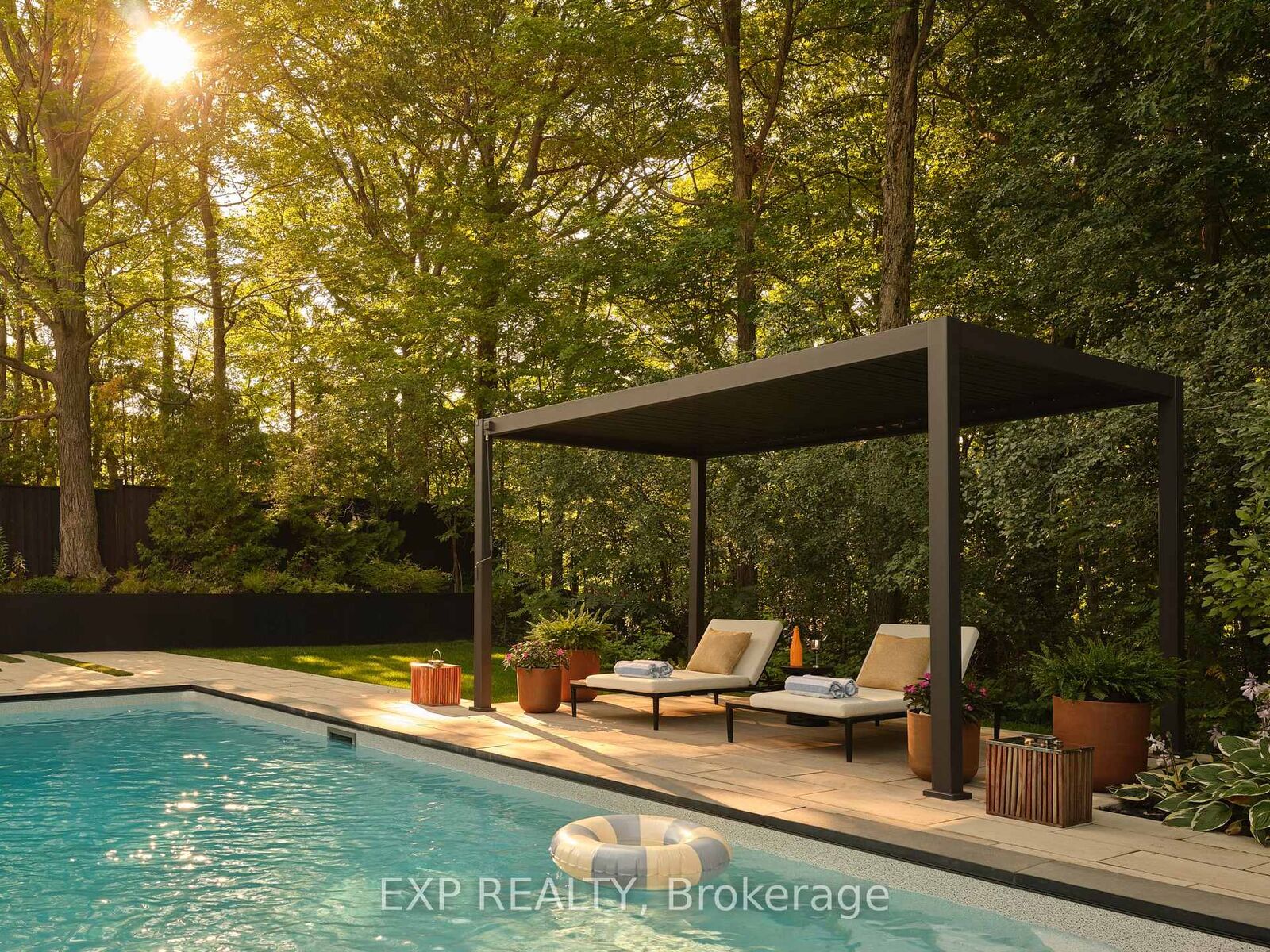 Property Photo: 105 Park Crescent ON L4E 3J5