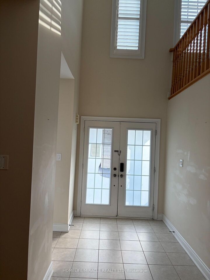 Property Photo: 148 Milby Crescent ON L3Z 0X8