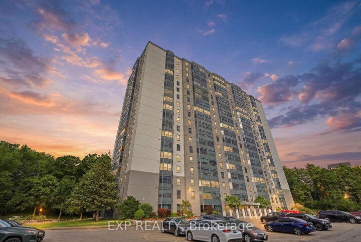 Property Photo: 55 Green Valley Drive 1012 ON N2P 1Z6