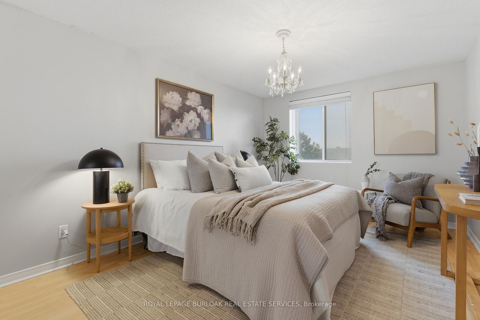 Property Photo: 6720 Glen Erin Drive 312 ON L5N 3K8