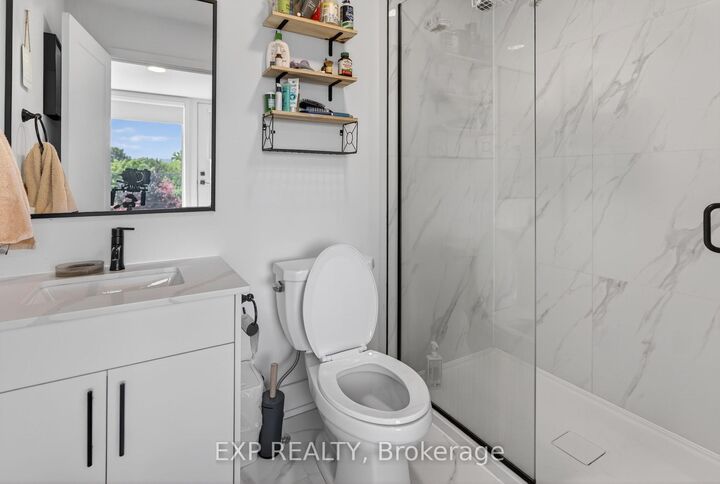 Property Photo: 271 Duncairn Avenue ON K1Z 7H1