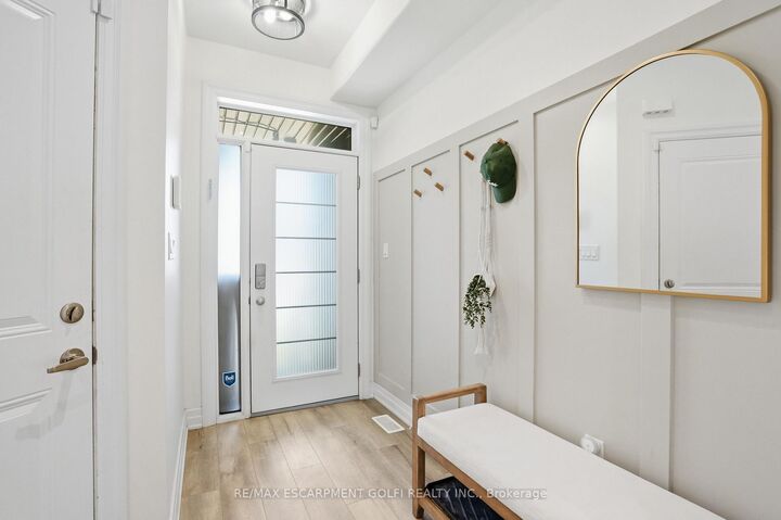 Property Photo: 39 Bellhouse Avenue ON N3T 0T7