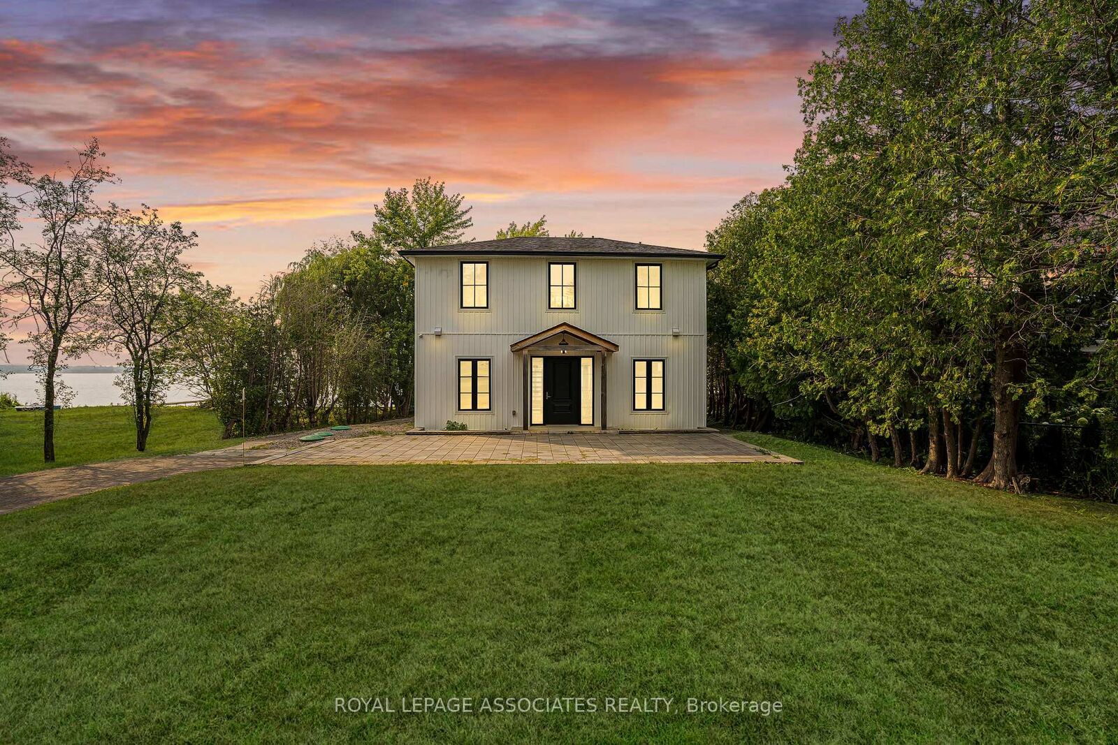 Property Photo: 46 Williams Point Road ON L0B 1E0