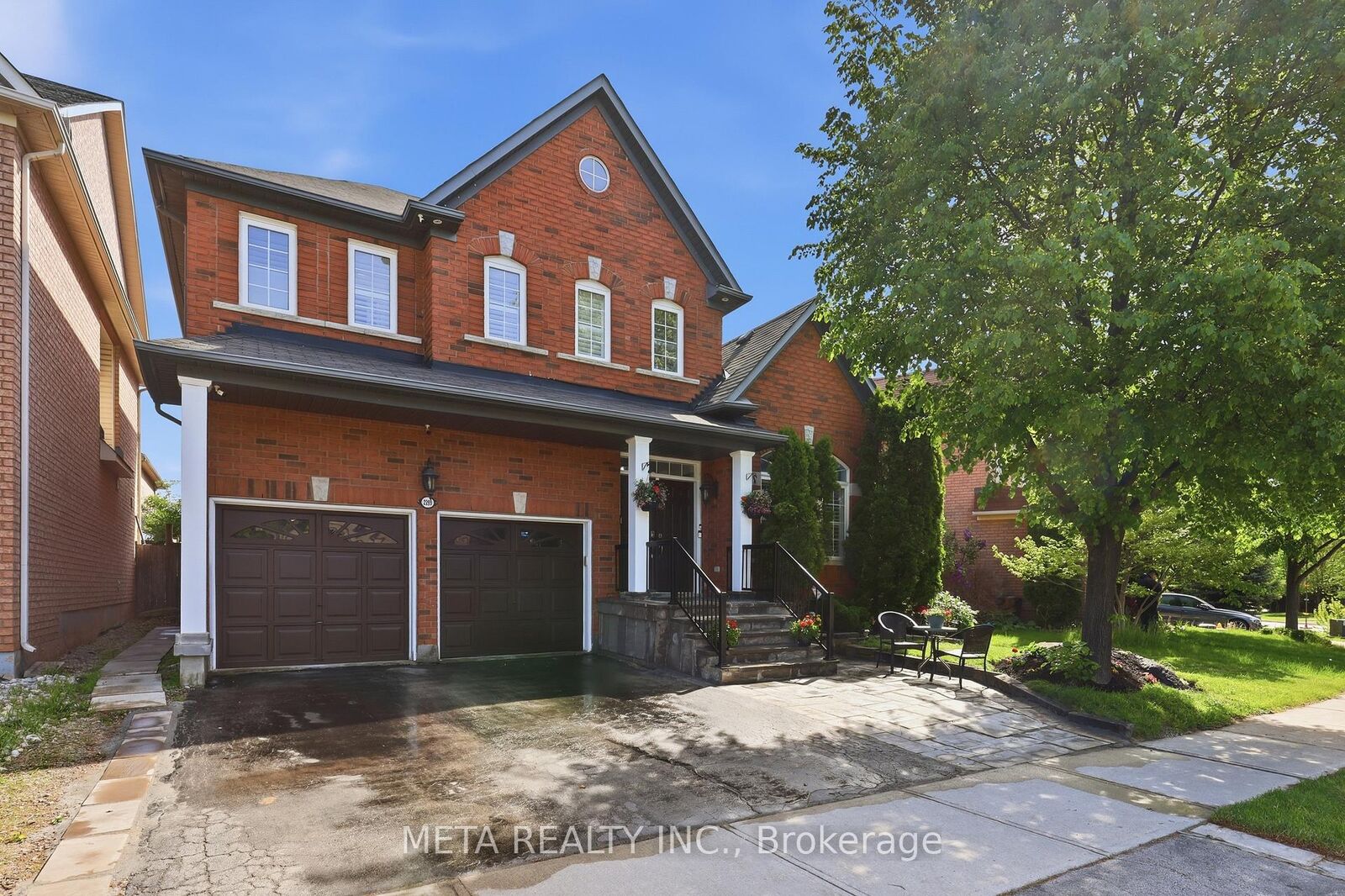Property Photo: 2299 Stratus Drive ON L6M 4Z9