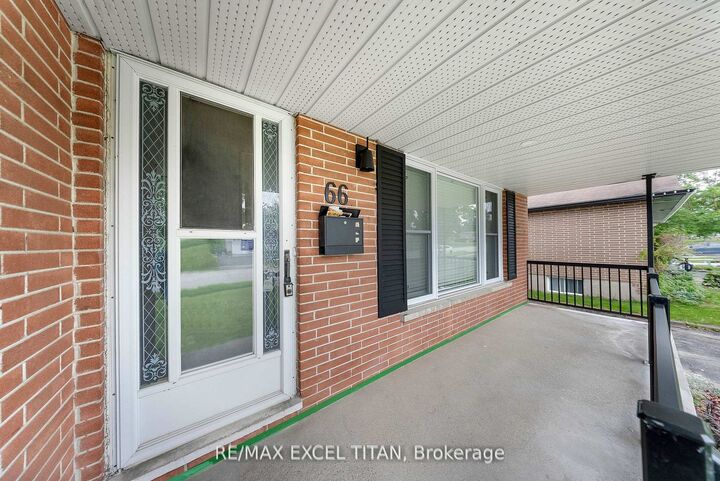 Property Photo: 66 Marion Crescent ON L4M 2L3
