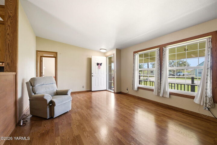 Property Photo: 2815 La Framboise Rd WA 98936