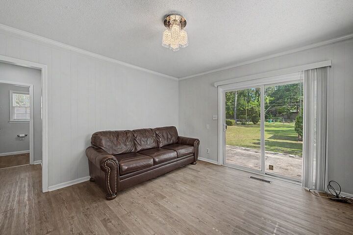 Property Photo:  824 Mercer Avenue W  GA 31701 