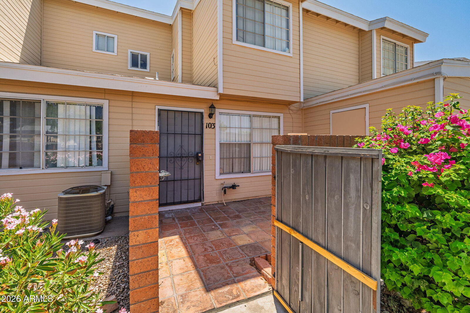 Property Photo:  625 S Westwood Street 103  AZ 85210 