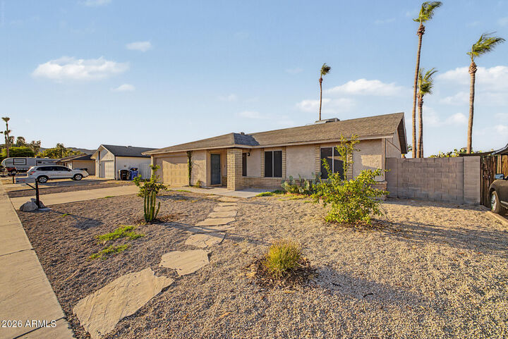 Property Photo: 4860 E Capistrano Avenue AZ 85044