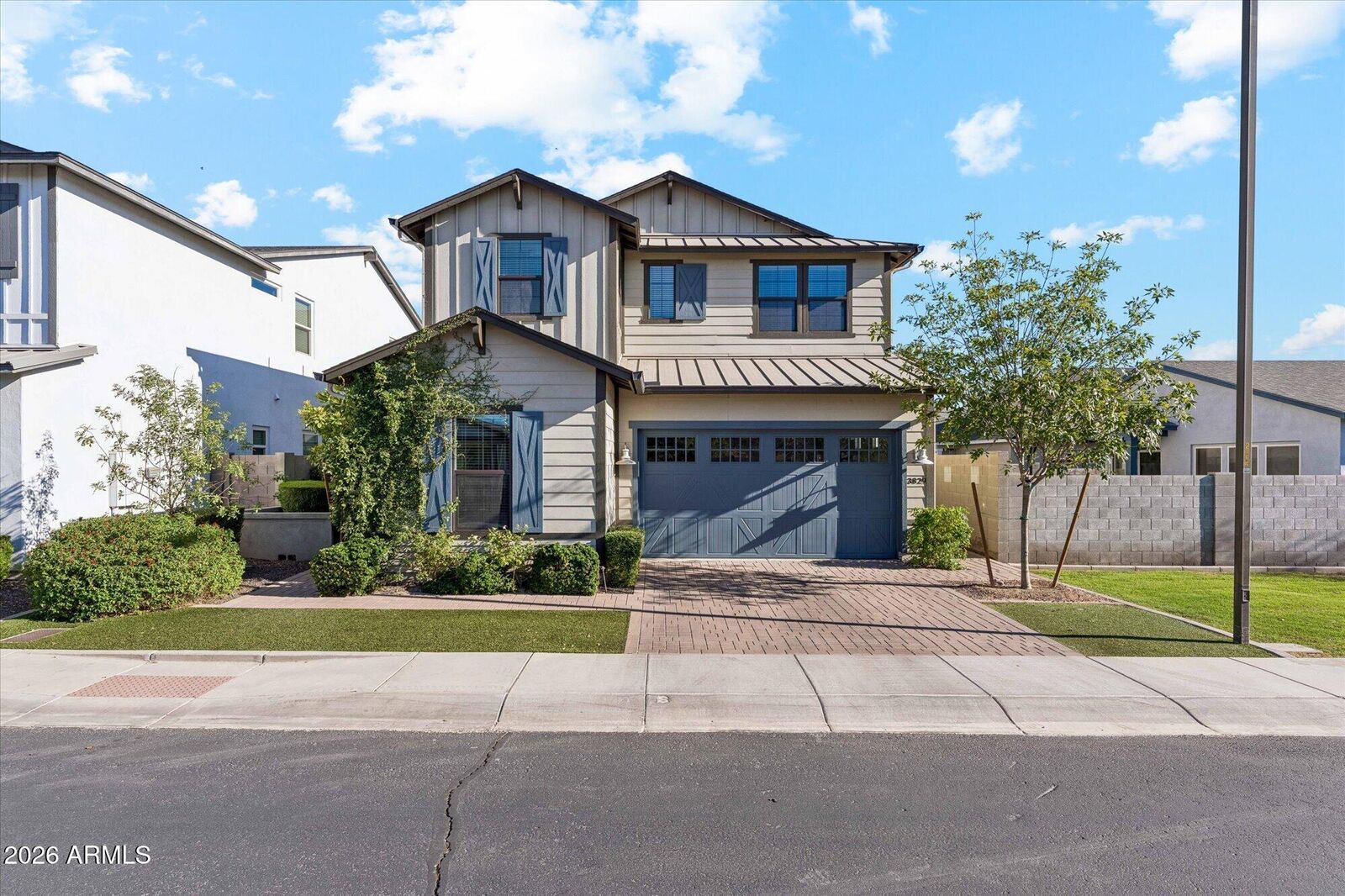 Property Photo:  3829 E Crittenden Lane  AZ 85018 