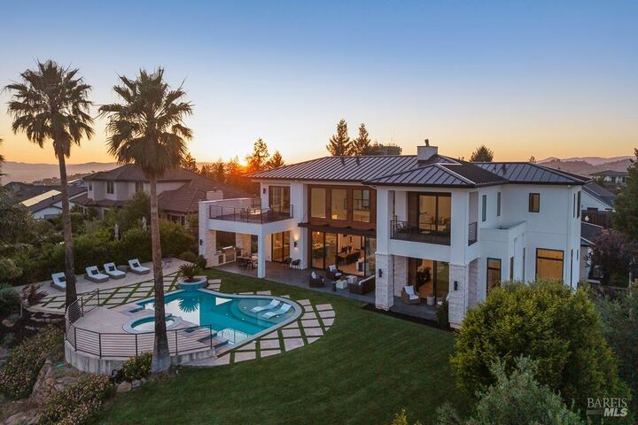 Property Photo:  2240 Newgate Court  CA 95404 