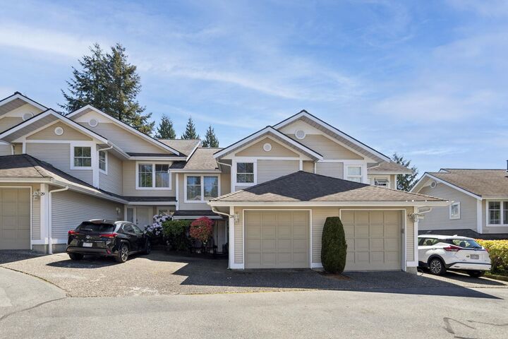 2590 Panorama Drive Th28 — photo 1