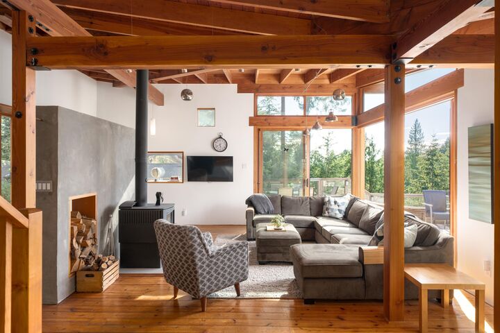 1506 Whitesails Drive — photo 1