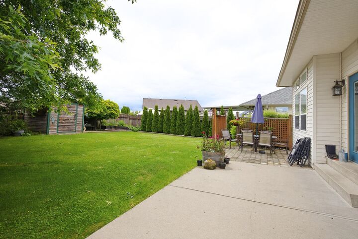Property Photo: 30585 Crestview Avenue BC V2T 6V2