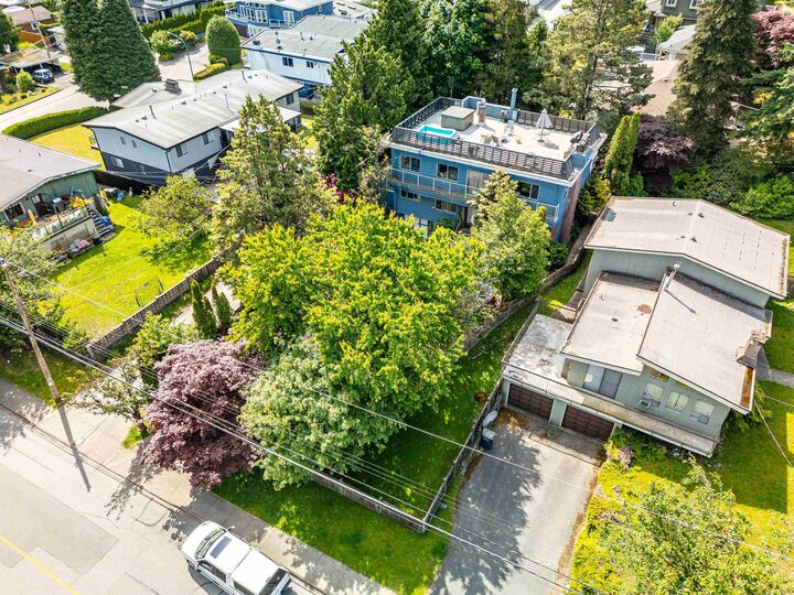 4660 Bond Street — photo 1