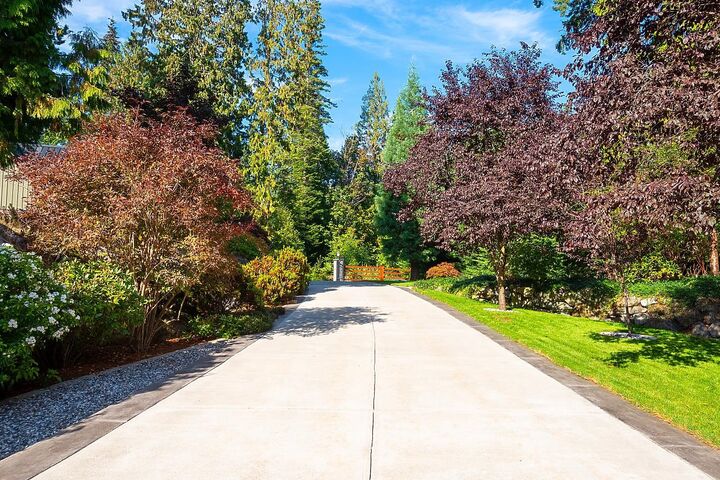 Property Photo: 949 Arbutus Bay Lane BC V0N 1G2