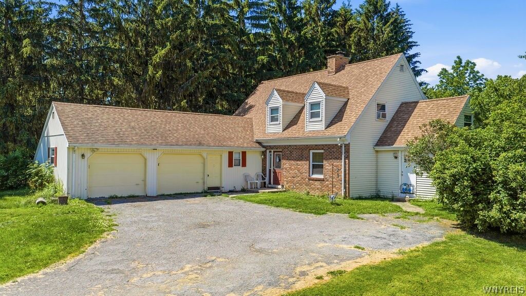 Property Photo: 1513 Lake Road NY 14174