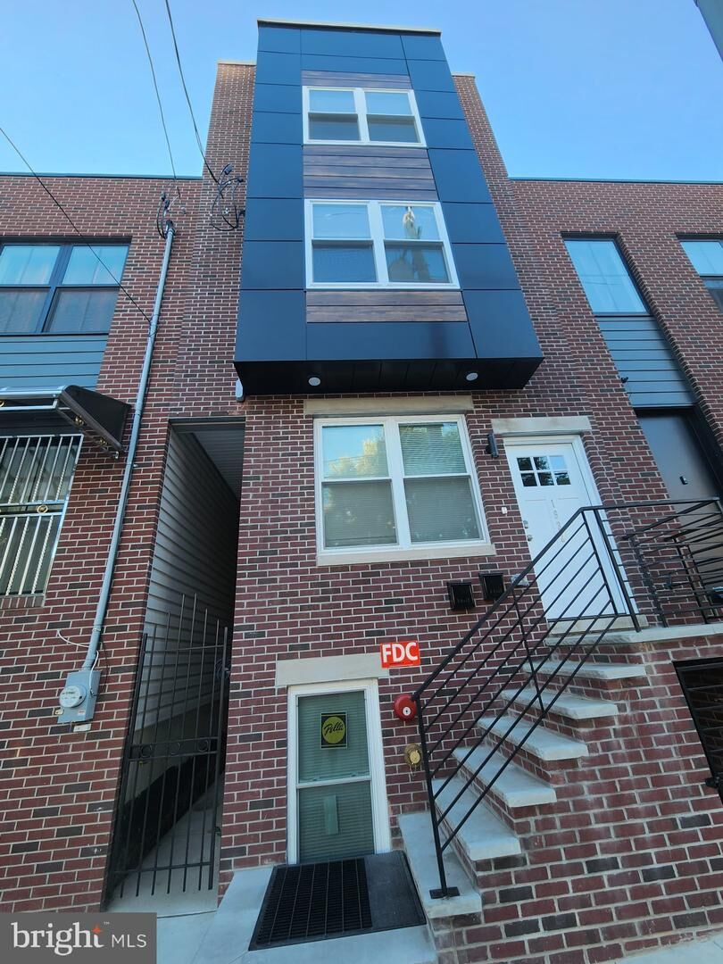 Property Photo:  1932 N 8th Street  PA 19122 