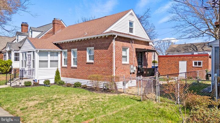Property Photo: 2108 31st Place SE DC 20020