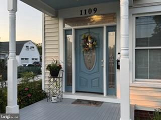 Property Photo:  1109 Locust Street  MD 21613 