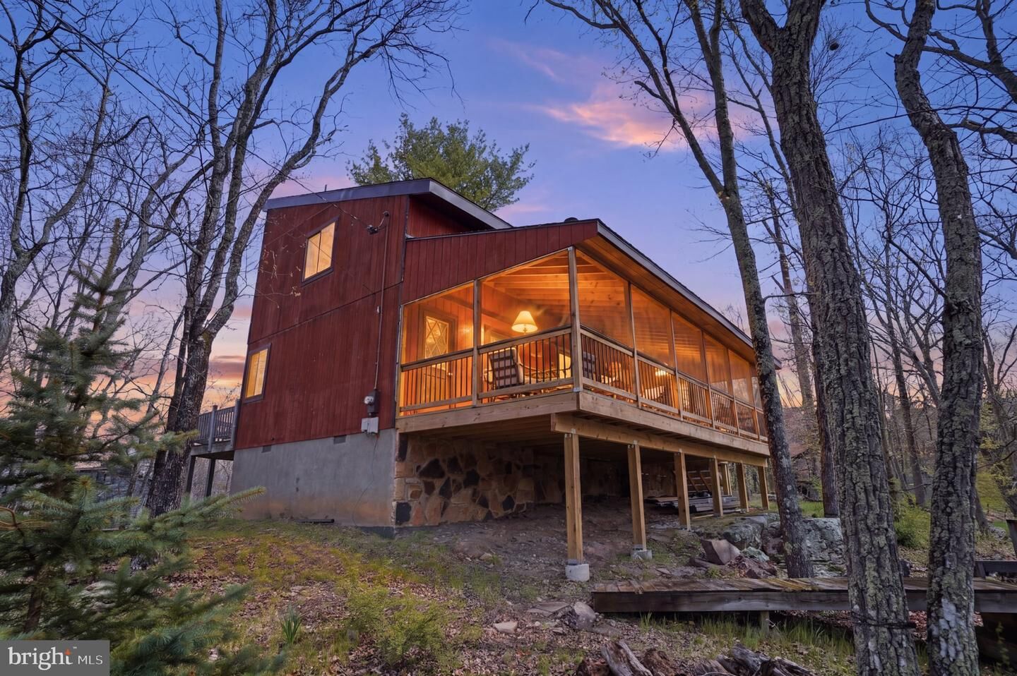 Property Photo:  138 Dover Drive  PA 18324 