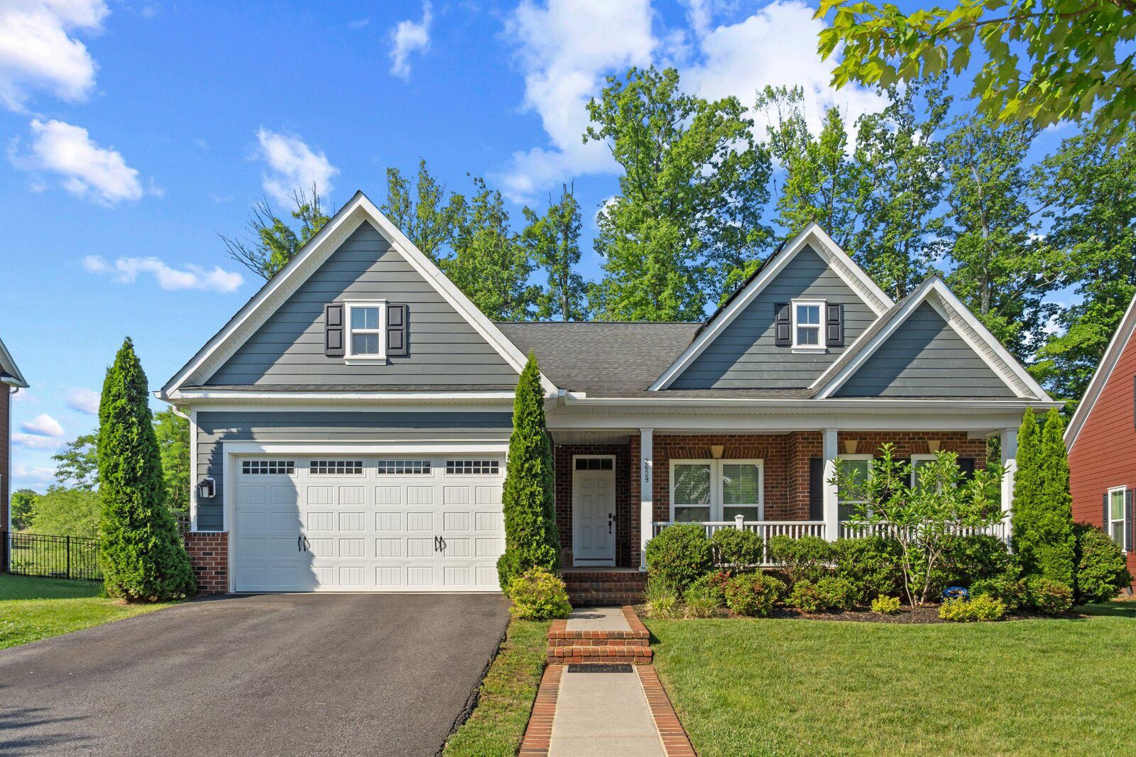 Property Photo:  2629 Crossvine Drive  VA 22026 