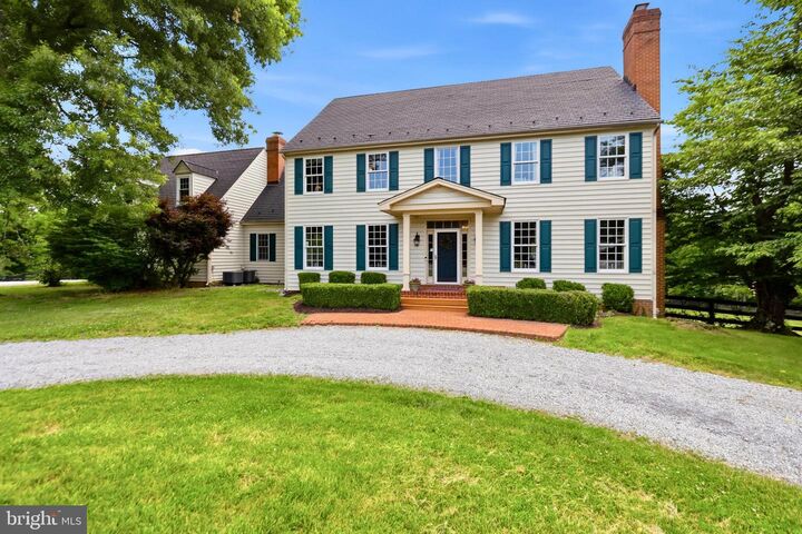 Property Photo:  34294 Bridgestone Lane  VA 20135 