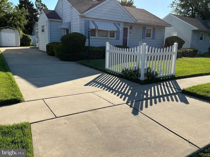 Property Photo:  19 Paul Road  NJ 08052 